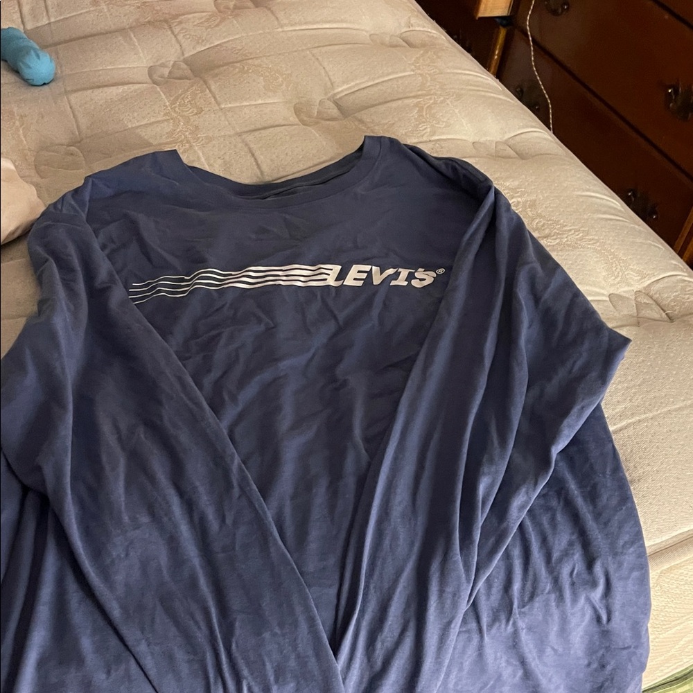Levi's Navy Graphic Long Sleeve Tee